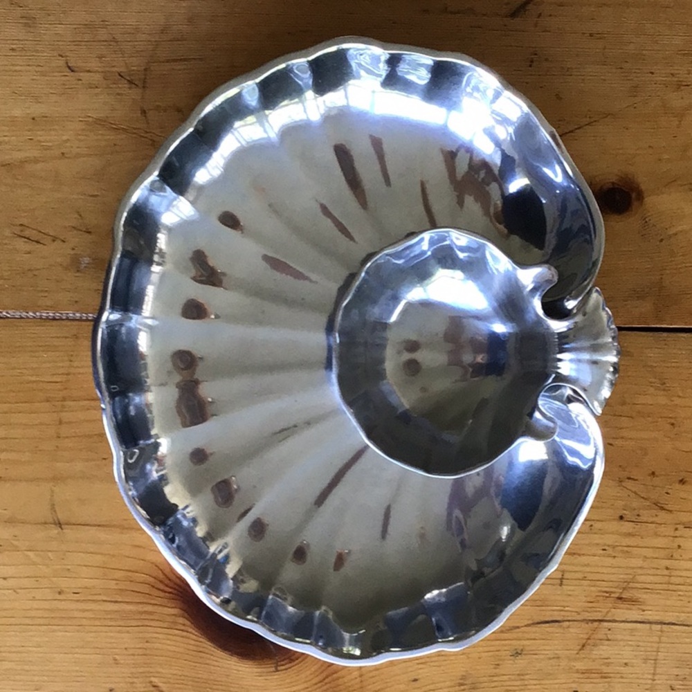 Wilton armetale shell hors d’Oeuvre